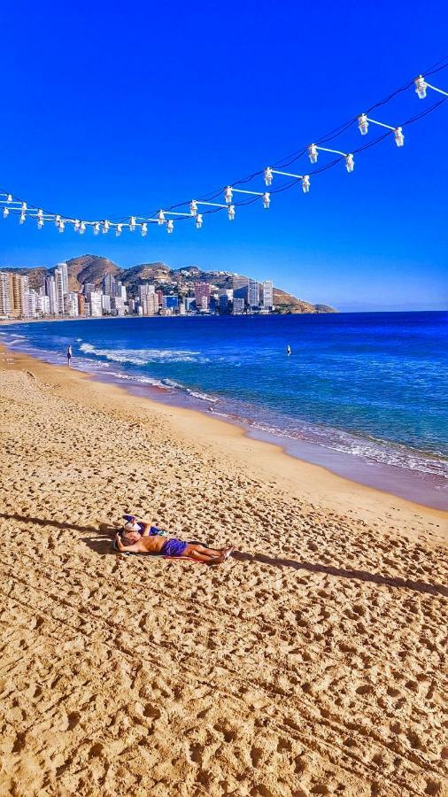 Neptuno On The Beach Бенидорм Екстериор снимка